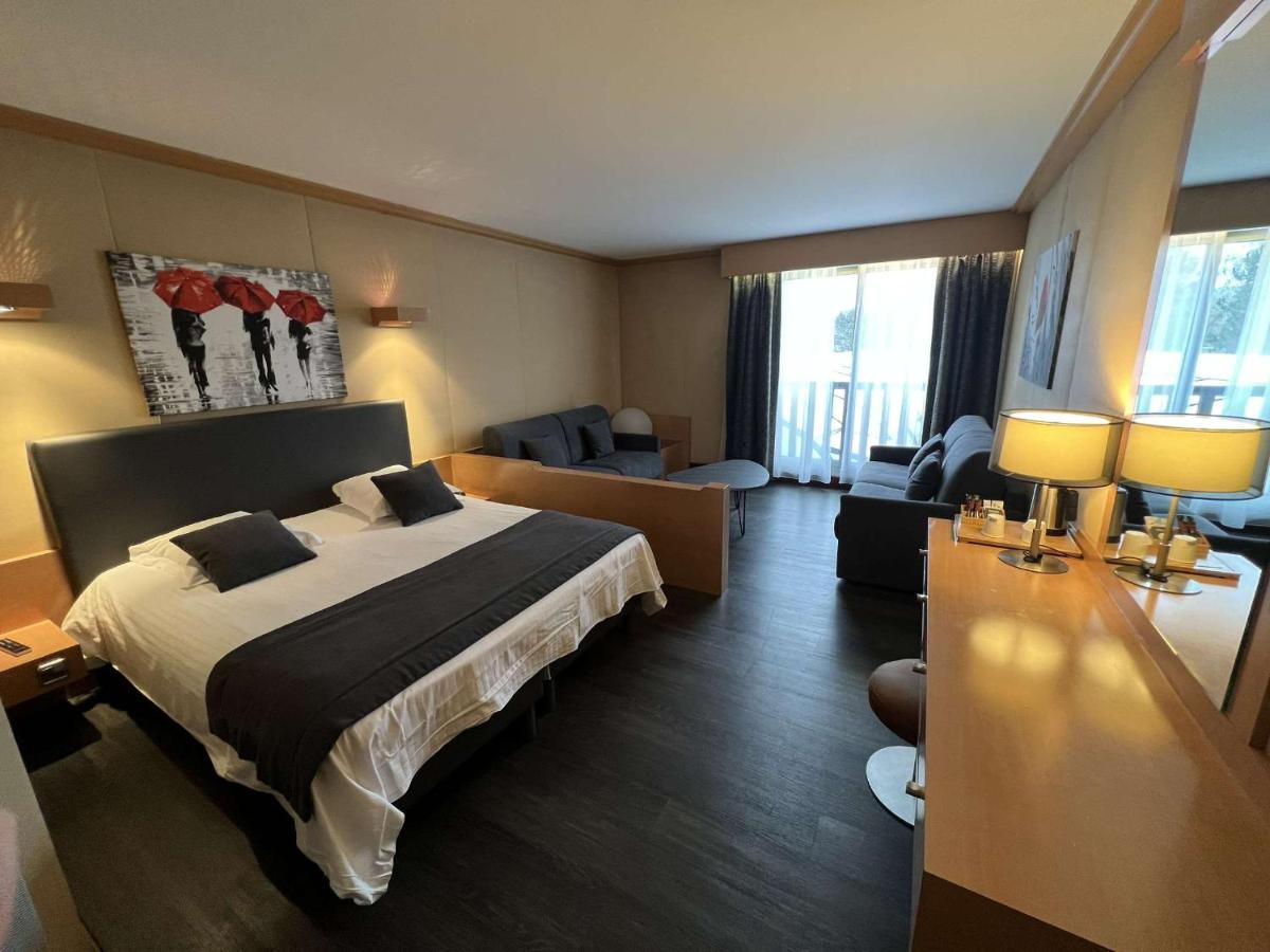 Amiraute Hotel Golf Deauville Touques Luaran gambar