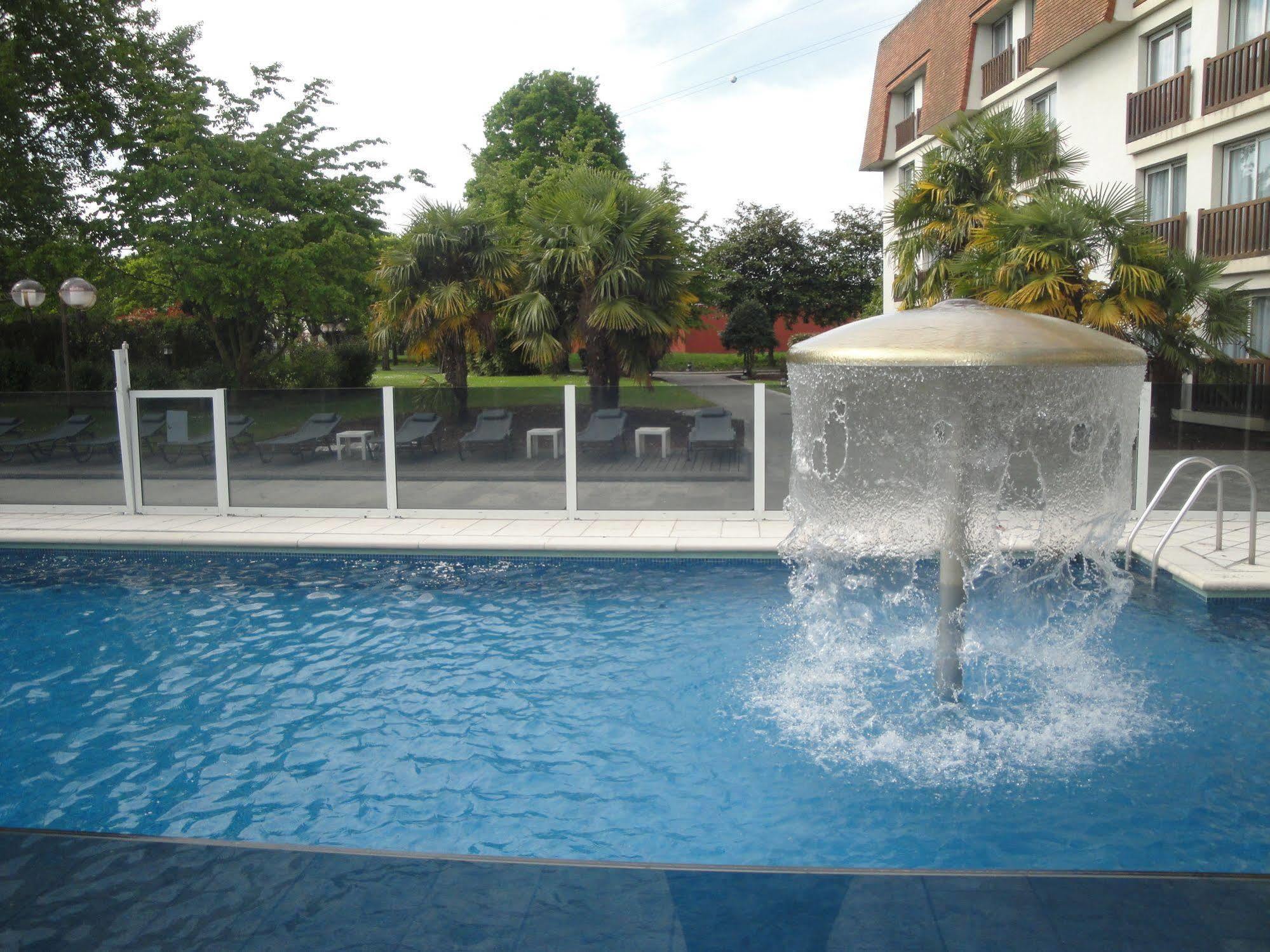 Amiraute Hotel Golf Deauville Touques Luaran gambar