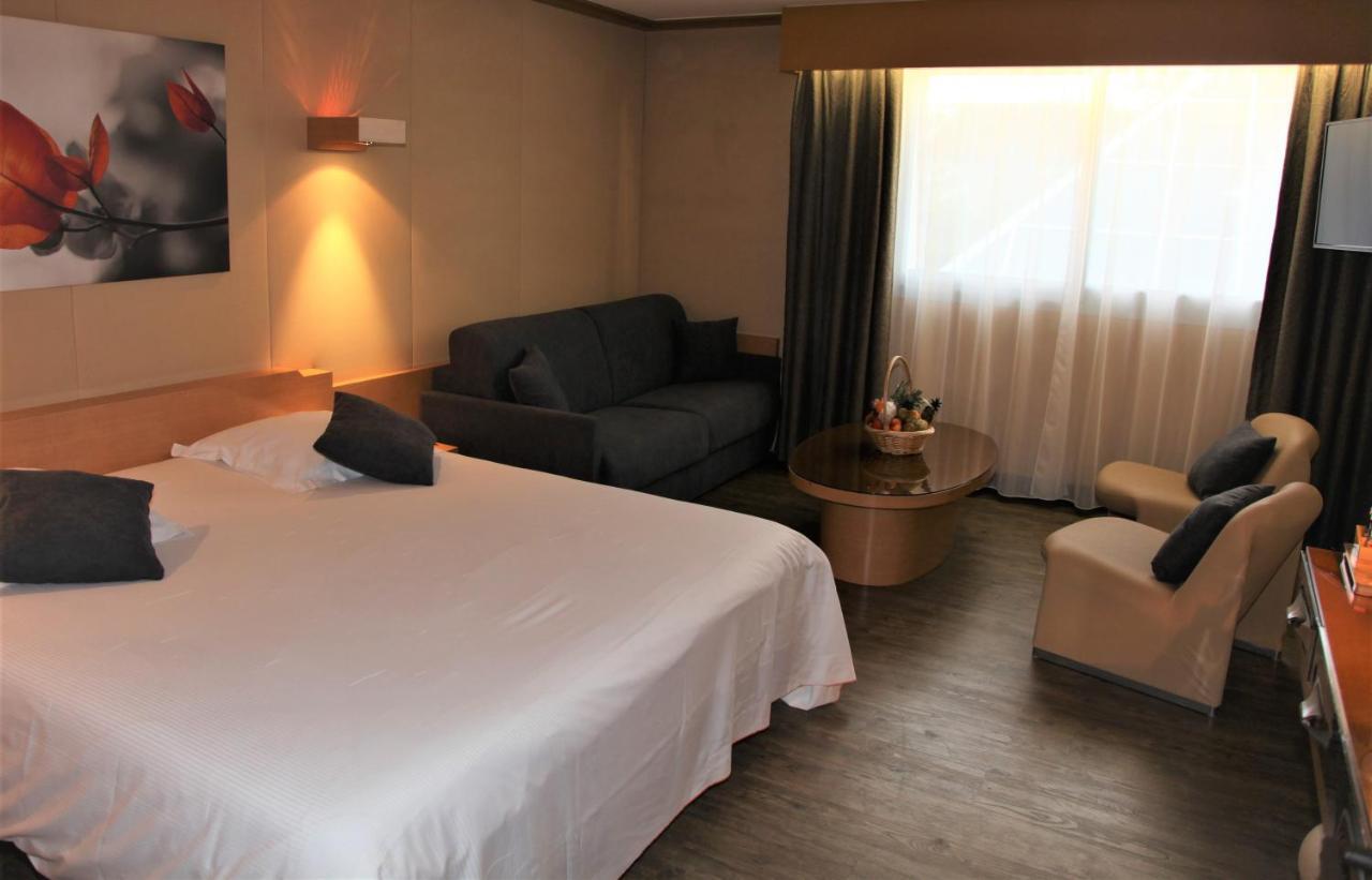 Amiraute Hotel Golf Deauville Touques Luaran gambar
